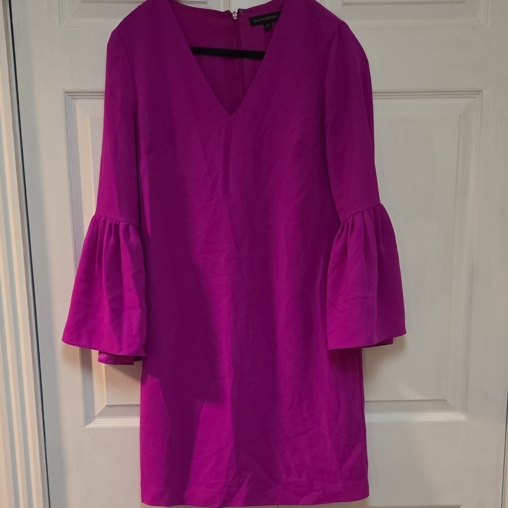 Magenta Women's Shift Dress with V-Neckline and Ruffle Mid-Length Sleeves